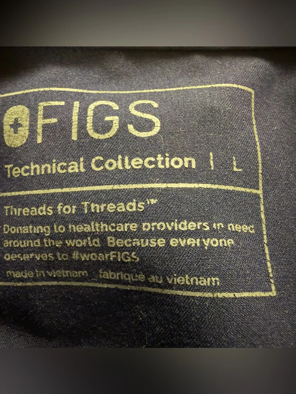 Figs Men’s Navy Blue Scrub Set- Size L